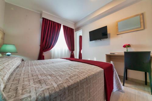 Hotel Manzoni Rome Exterior photo